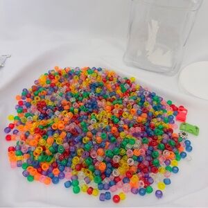 Clear Plastic Jar o' Beads in Many colors Bracelet necklace making kit 1.2lbs